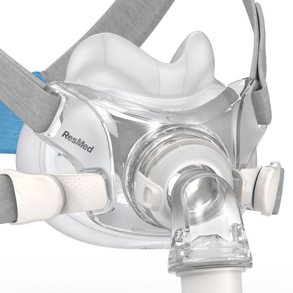 AirFit F30 with Headgear